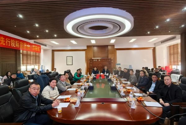 ��¦����ɳ���ɹ��ٰ� ���������������Ƹ�������չ